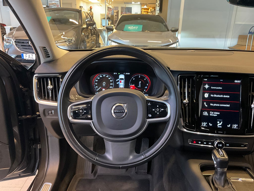 Volvo V90 Cross Country 2020 - miniatyr 12
