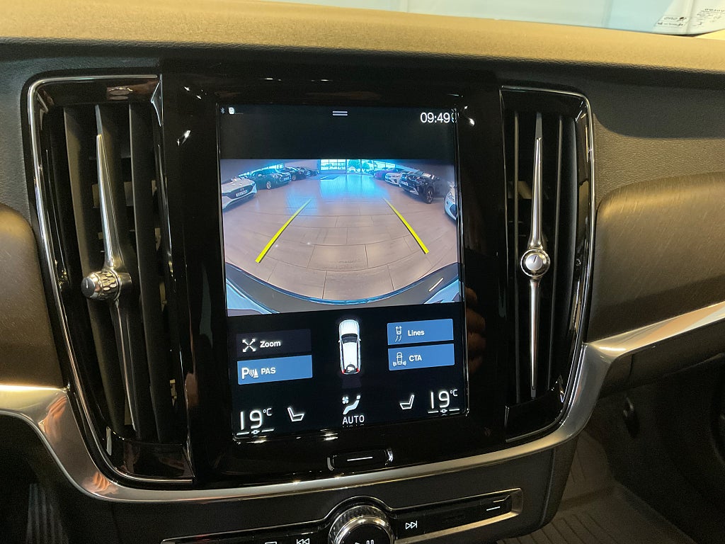 Volvo V90 Cross Country 2020 - miniatyr 10