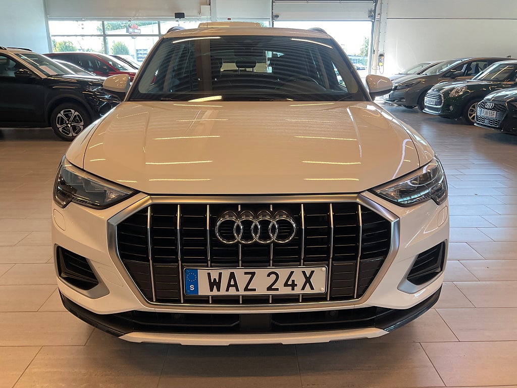 Audi Q3 2024 - miniatyr 2