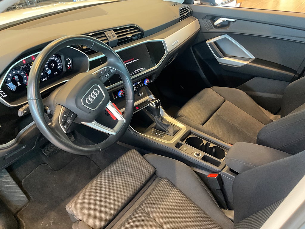 Audi Q3 2024 - miniatyr 9