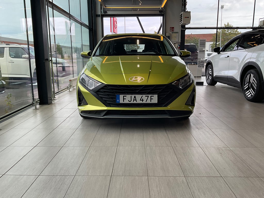 Hyundai i20 2024 - bild 1 av 8