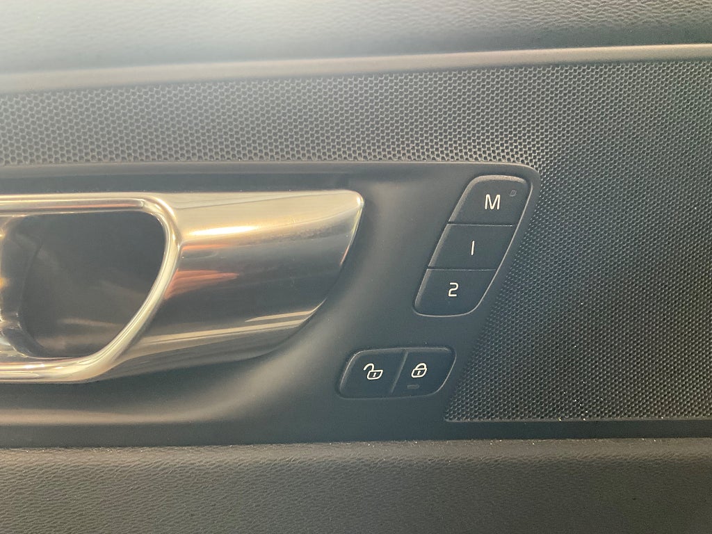 Volvo XC60 2019 - miniatyr 11