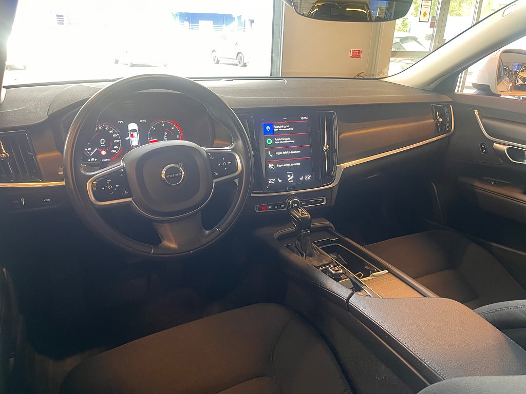 Volvo V90 Cross Country 2019 - miniatyr 11