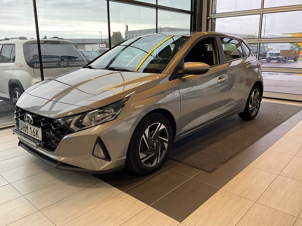 Hyundai i20 2021 - bild 1 av 20