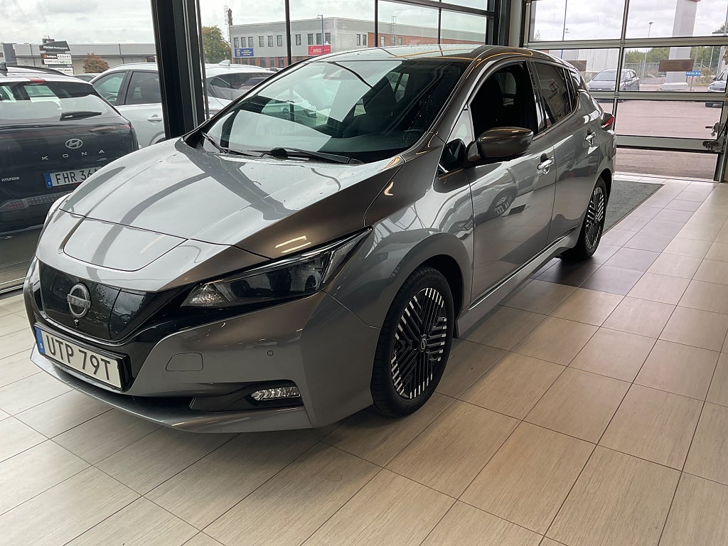 Nissan Leaf 2022 - miniatyr 2