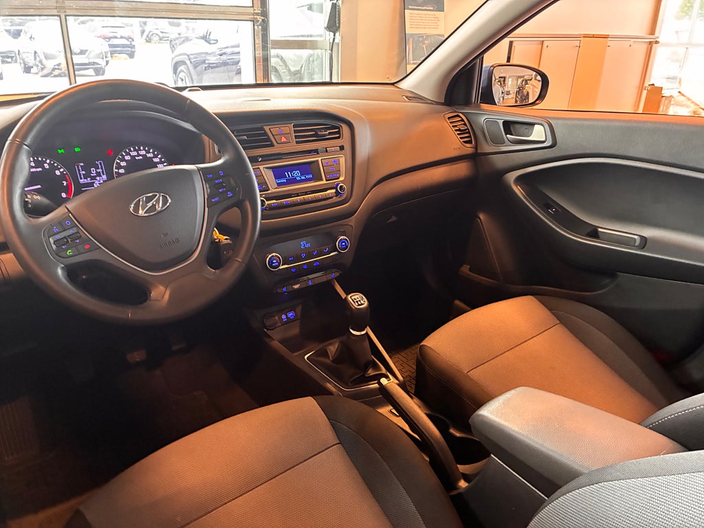 Hyundai i20 2017 - miniatyr 10
