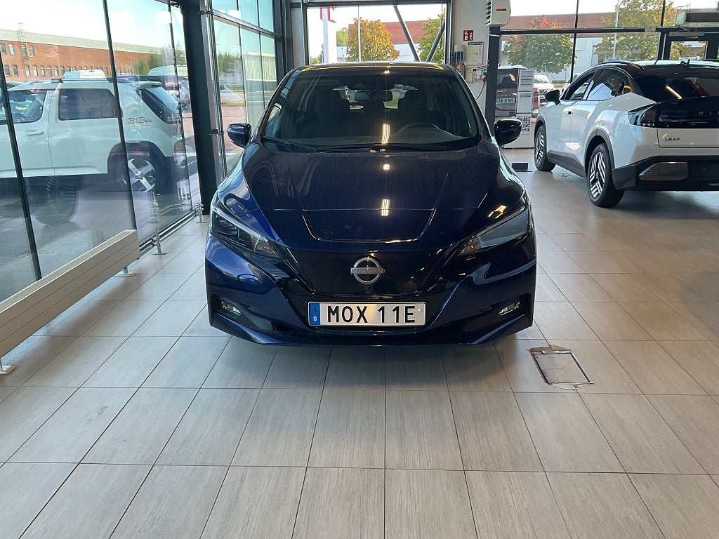 Nissan Leaf 2023 - bild 1 av 5
