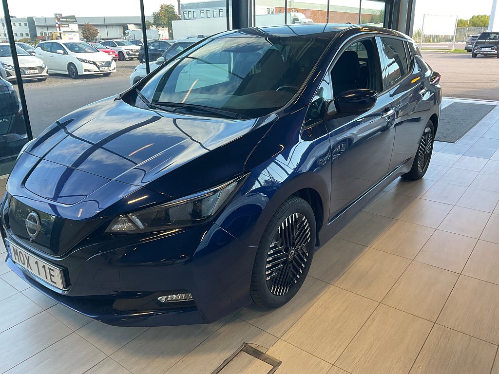 Nissan Leaf 2023 - miniatyr 2