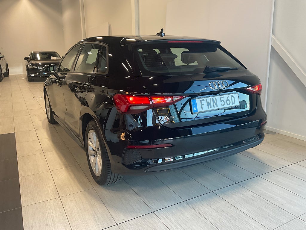 Audi A3 2022 - miniatyr 4