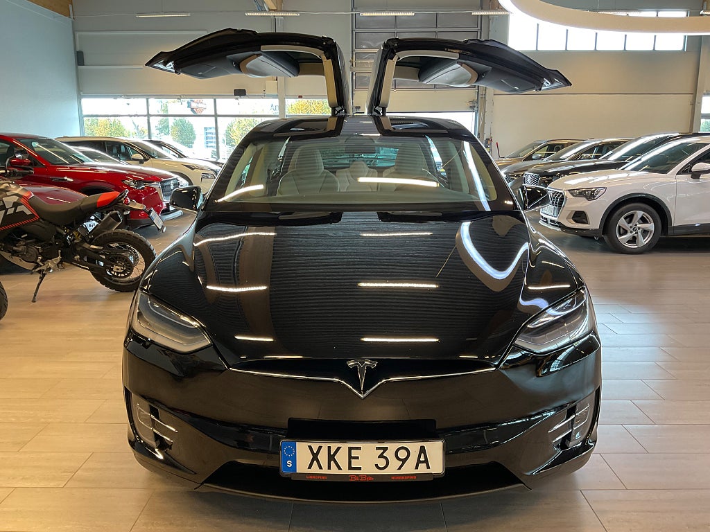 Tesla Model X 2019 - miniatyr 3