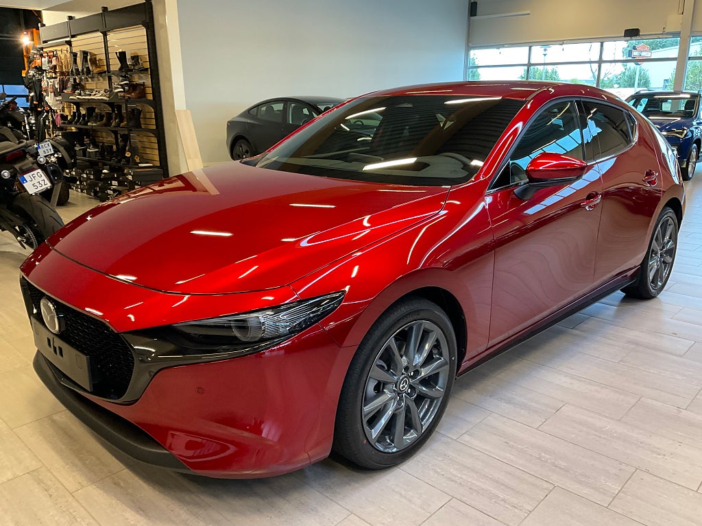 Mazda 3 2026 - bild 1 av 13