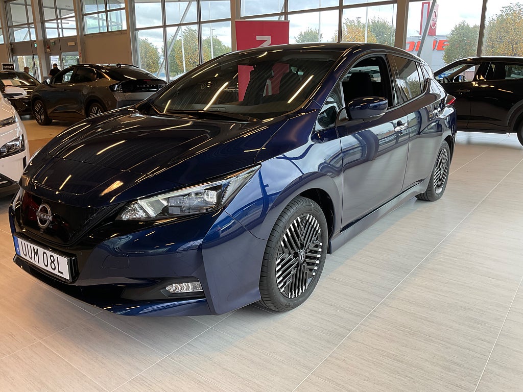 Nissan Leaf 2024 - bild 1 av 13