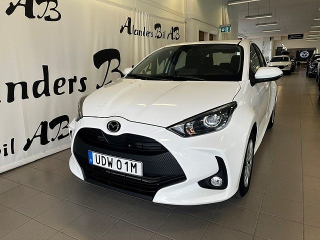 Mazda 2 2023 - bild 1 av 11