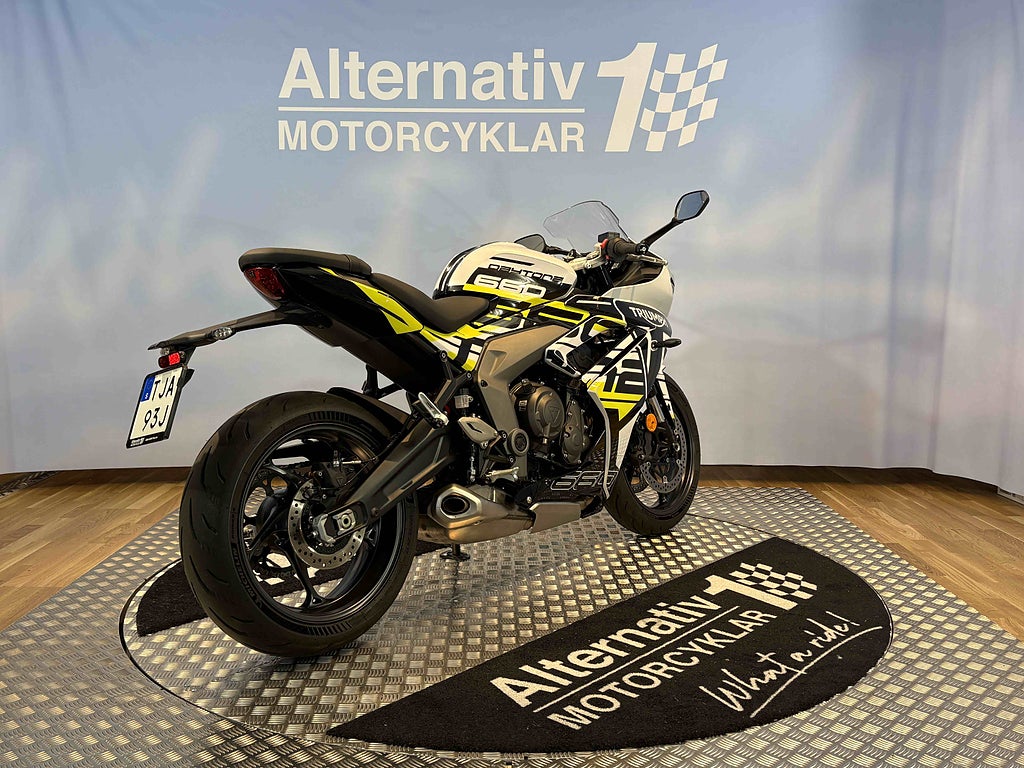 Triumph Daytona 2024 - miniatyr 2