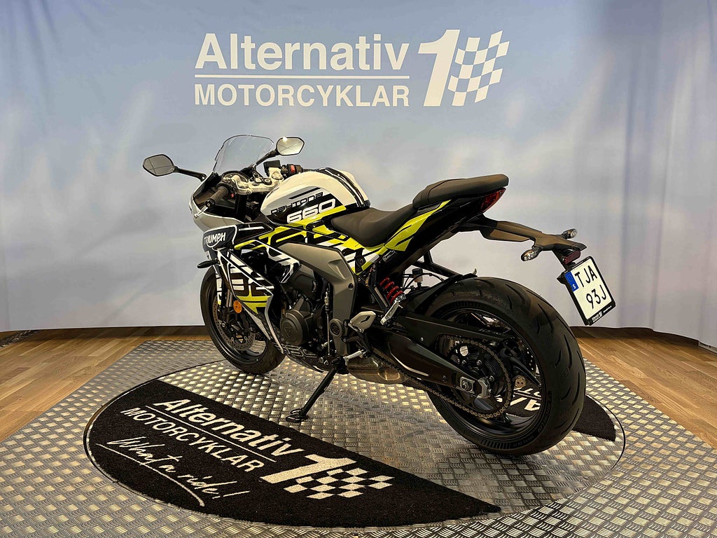 Triumph Daytona 2024 - miniatyr 4