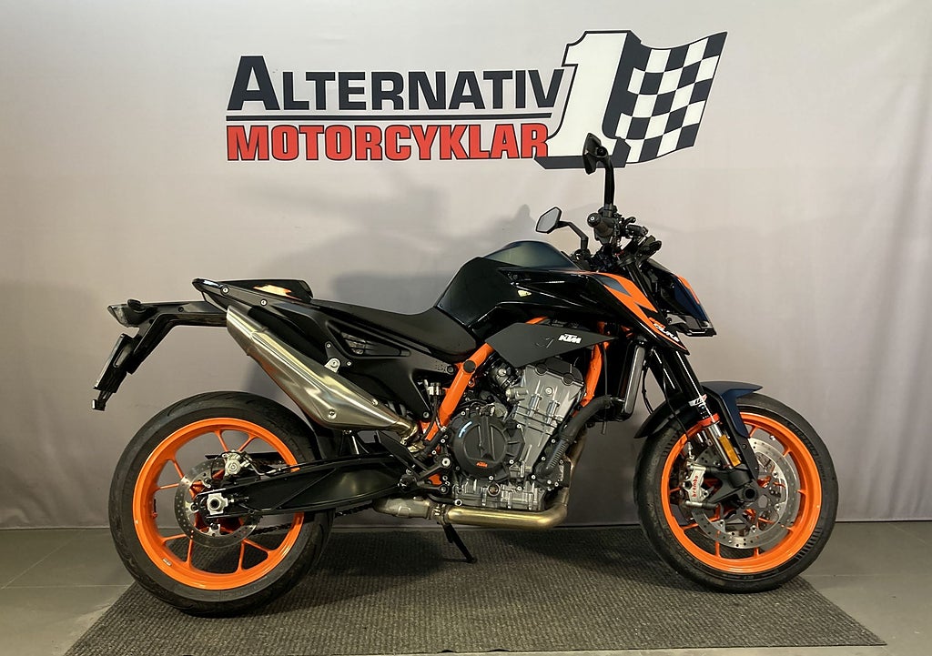 KTM 890 2022 - bild 1 av 15