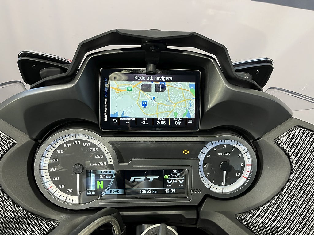 BMW R1200RT 2018 - miniatyr 18