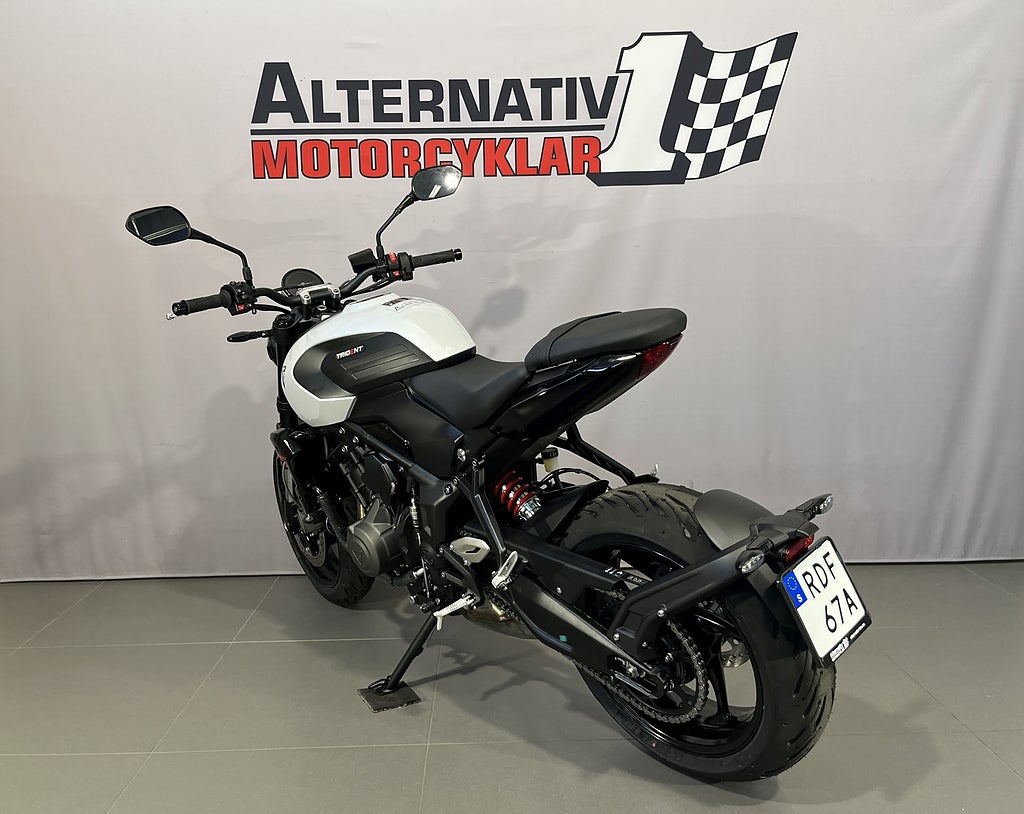 Triumph TRIDENT 2026 - miniatyr 3