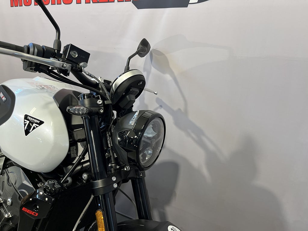 Triumph TRIDENT 2026 - miniatyr 7