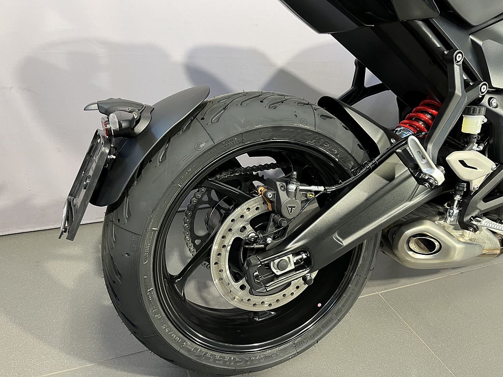 Triumph TRIDENT 2026 - miniatyr 11