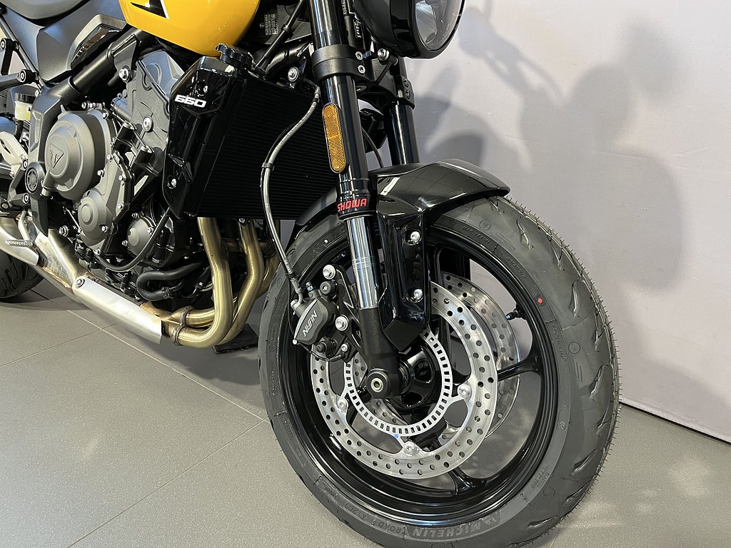 Triumph TRIDENT 2026 - miniatyr 8