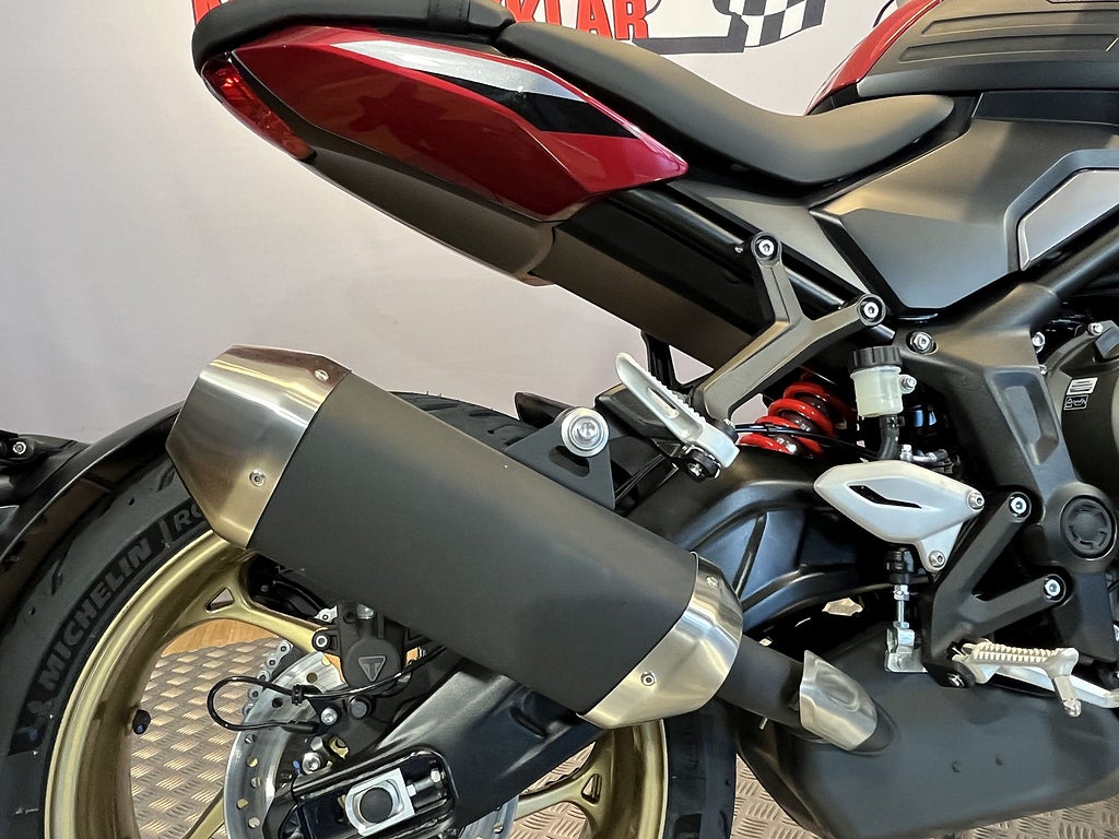 Triumph TRIDENT 2026 - miniatyr 11