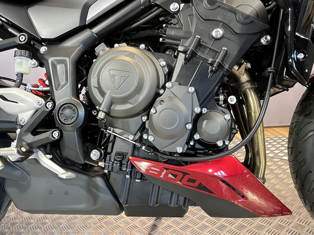 Triumph TRIDENT 2026 - miniatyr 10