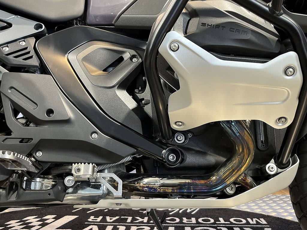 BMW R 1300 GS Adventure 2025 - miniatyr 10