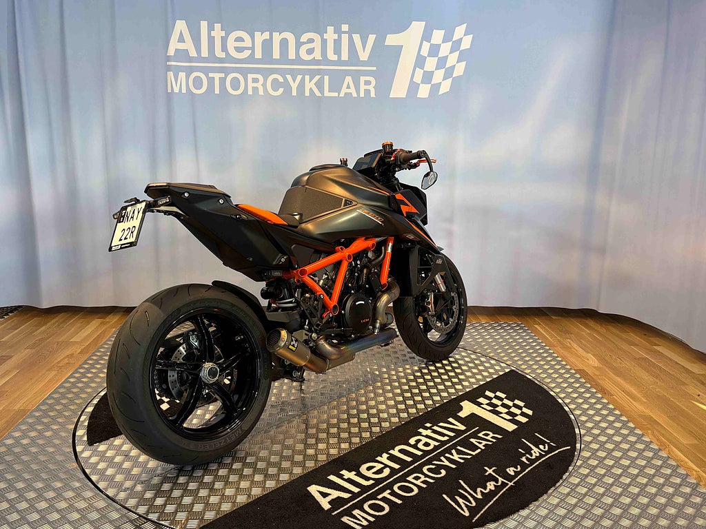 KTM 1390 2024 - bild 1 av 16