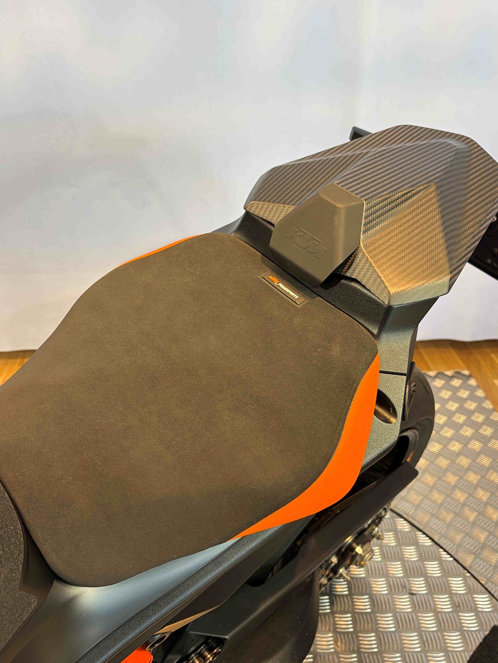 KTM 1390 2024 - miniatyr 15