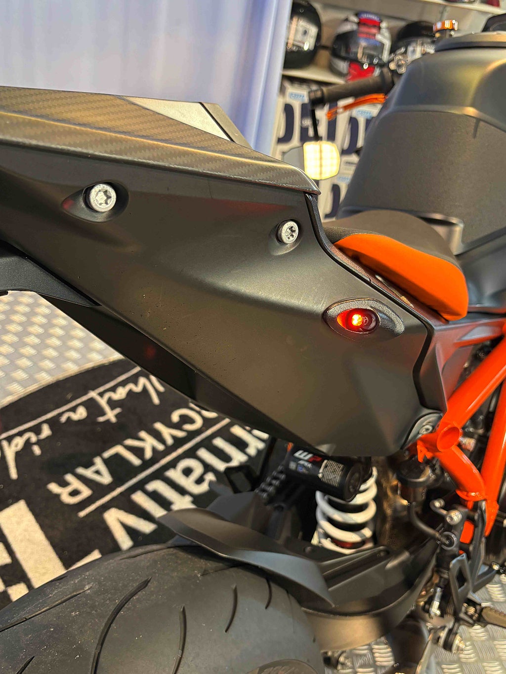 KTM 1390 2024 - miniatyr 9