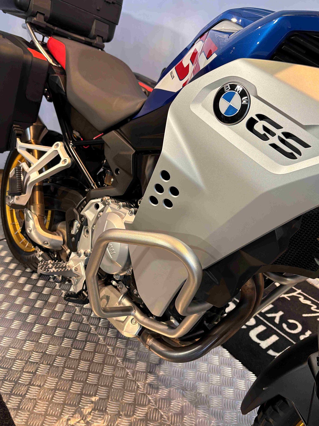 BMW F 850 GS Adventure 2019 - miniatyr 9