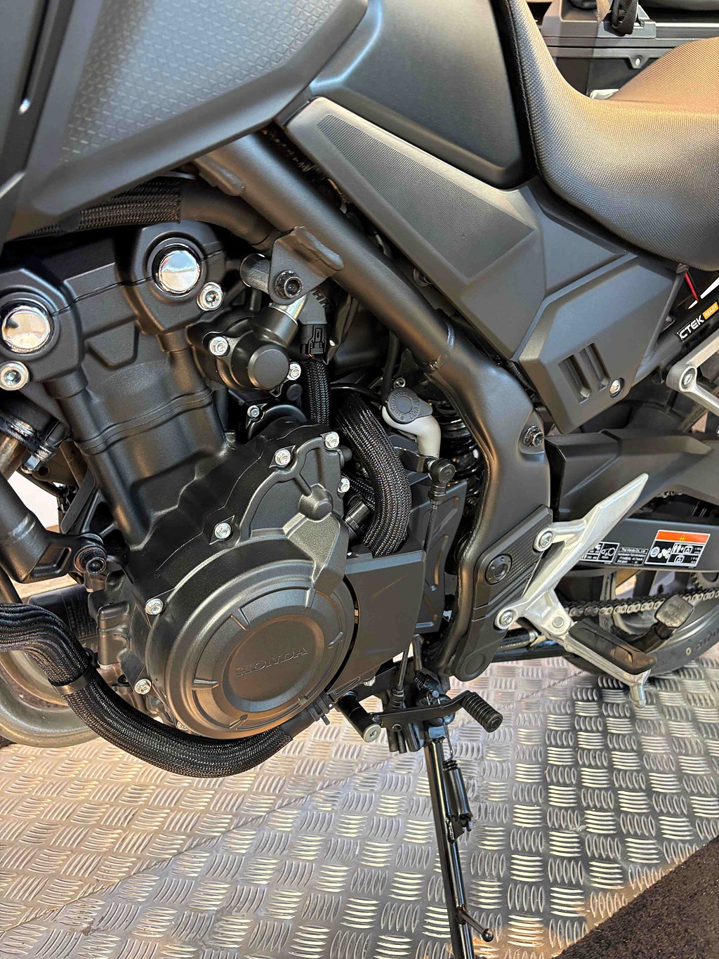 Honda NX500 2024 - miniatyr 9