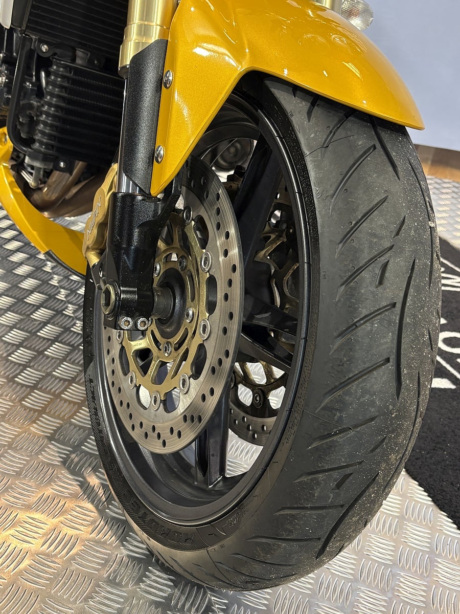 Triumph SPEED Triple 1050 2005 - miniatyr 9