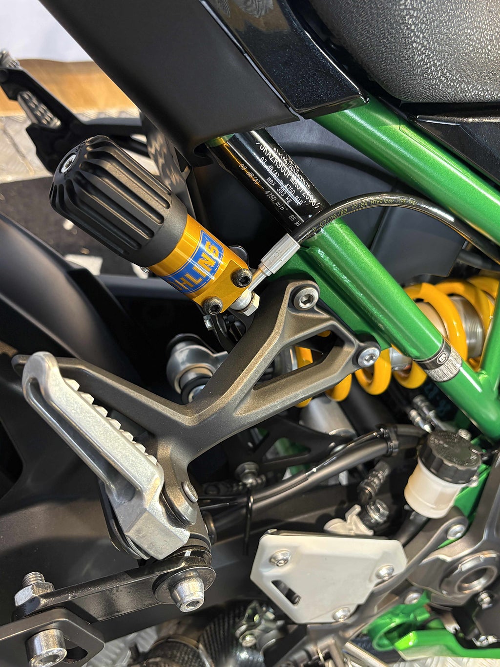 Kawasaki Z900 2024 - miniatyr 12
