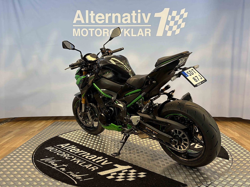 Kawasaki Z900 2024 - miniatyr 4
