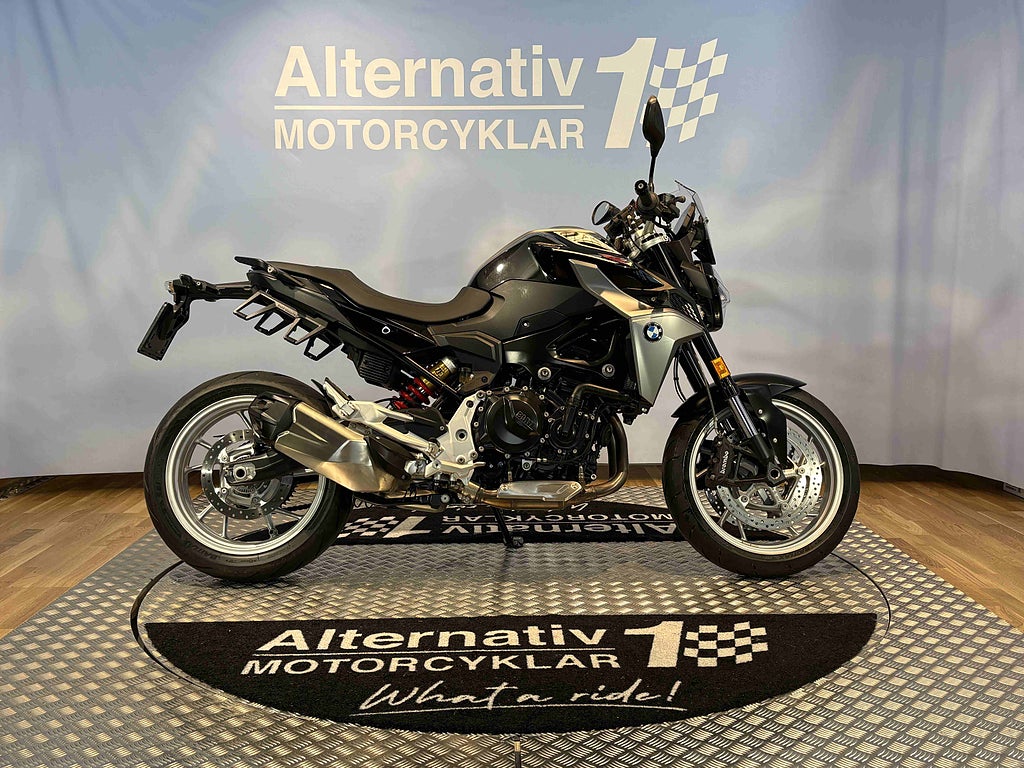 BMW F 900 R