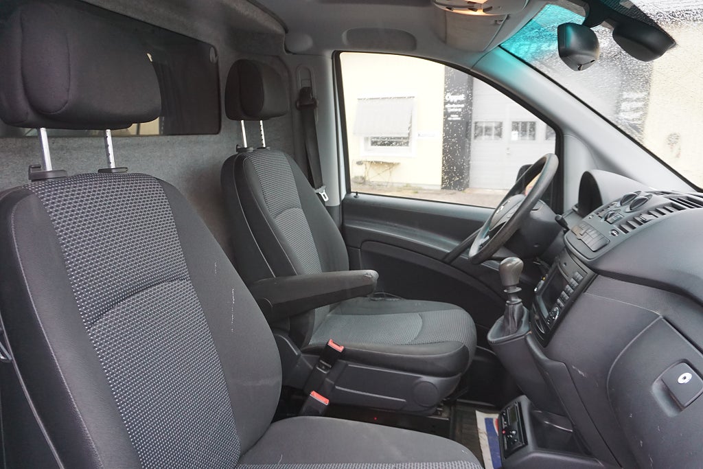 Mercedes-Benz Vito 113 2011 - miniatyr 6