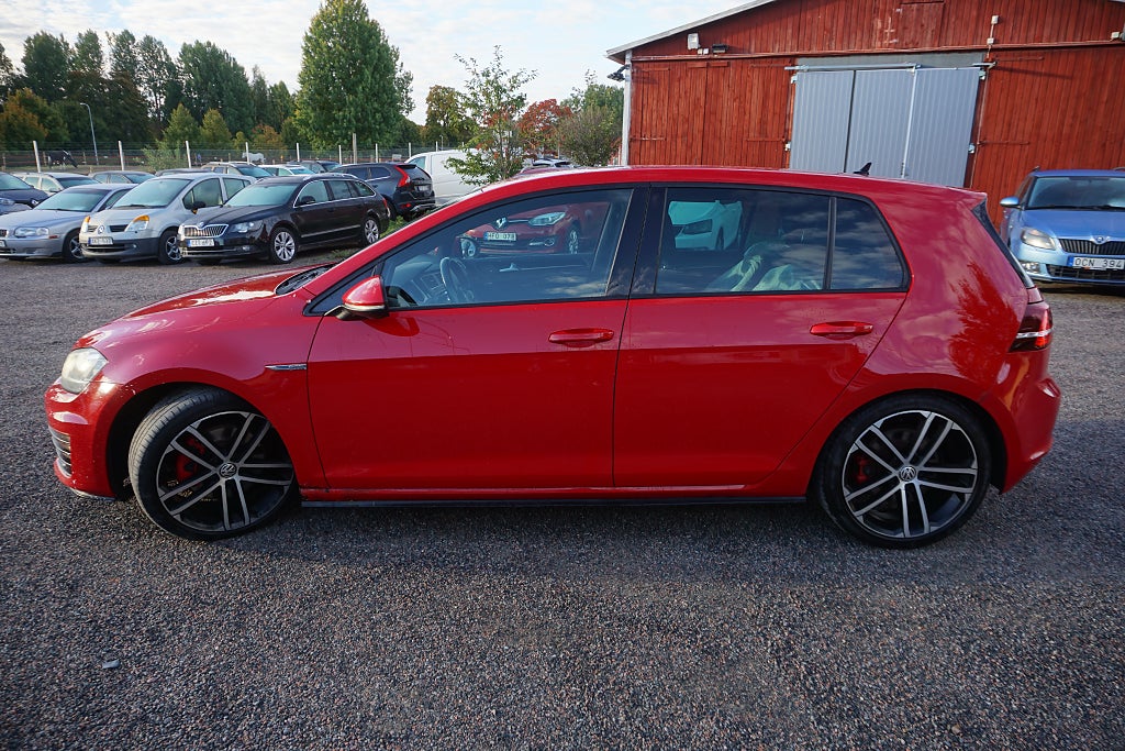 Volkswagen Golf I 2014 - miniatyr 2