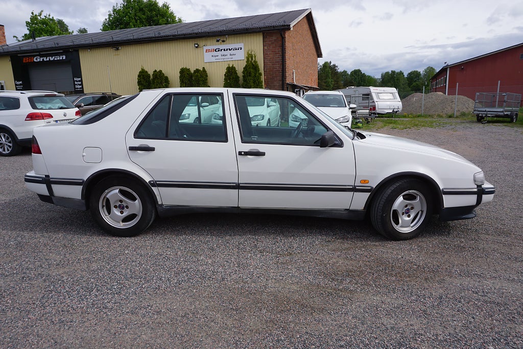 Saab 9000 1998 - miniatyr 2