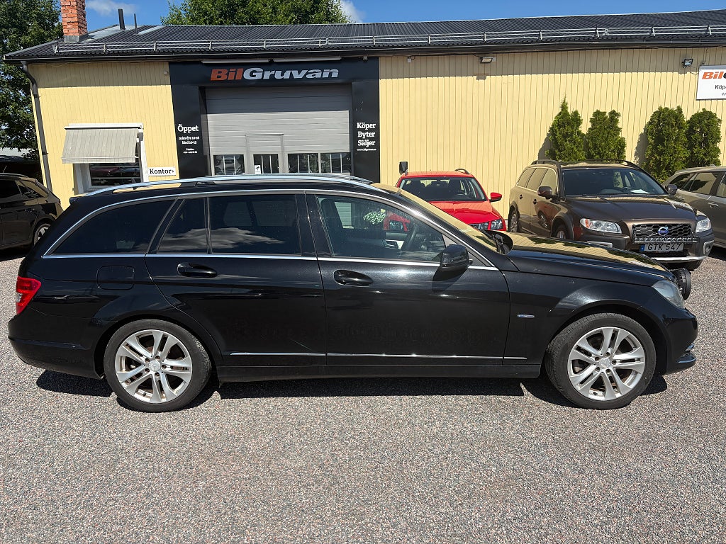 Mercedes-Benz C220 2012 - miniatyr 2