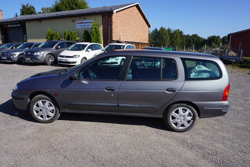 Renault Mégane 2003 - miniatyr 4