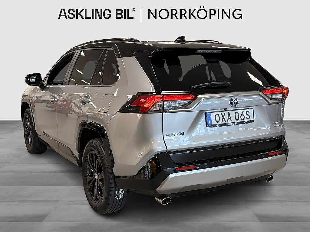 Toyota RAV4 2024 - miniatyr 2