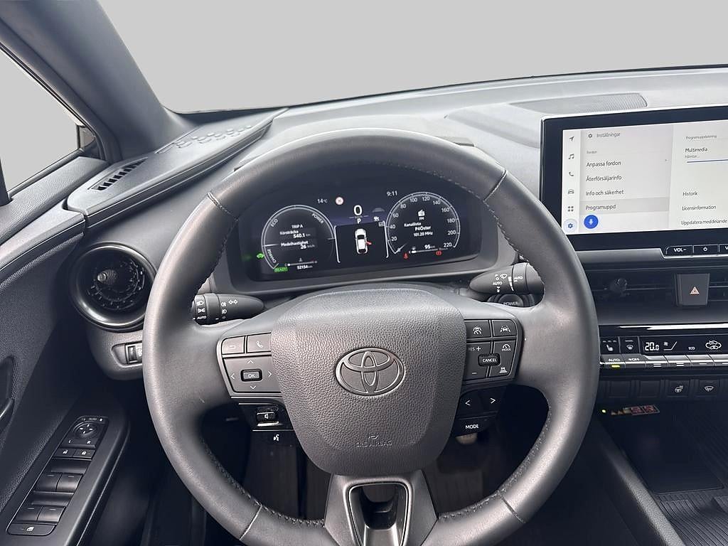 Toyota C-HR 2024 - miniatyr 10