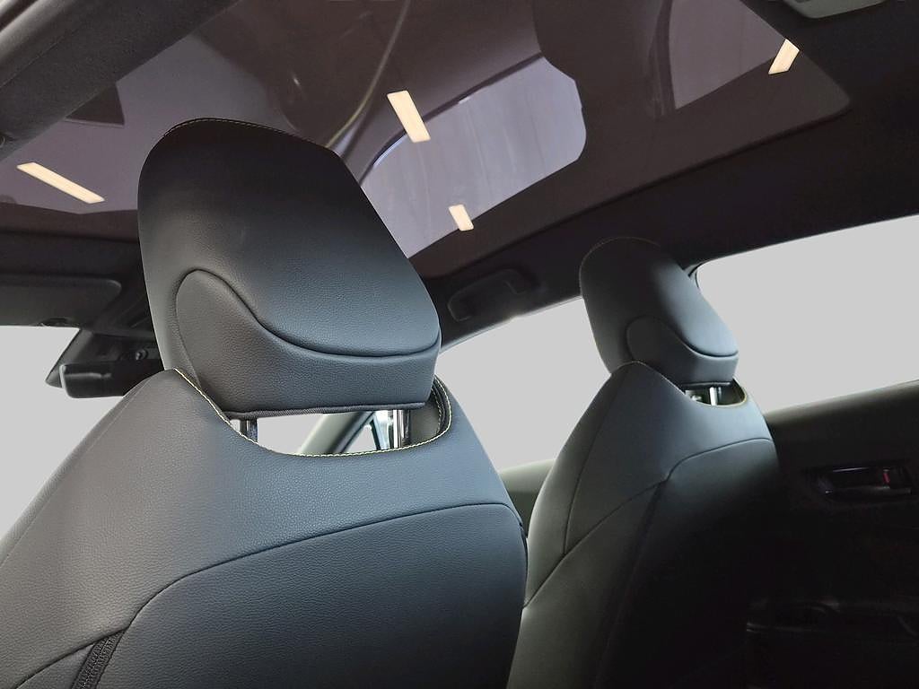 Toyota C-HR 2023 - miniatyr 12
