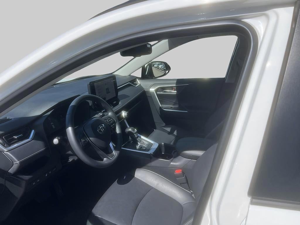 Toyota RAV4 2025 - miniatyr 6