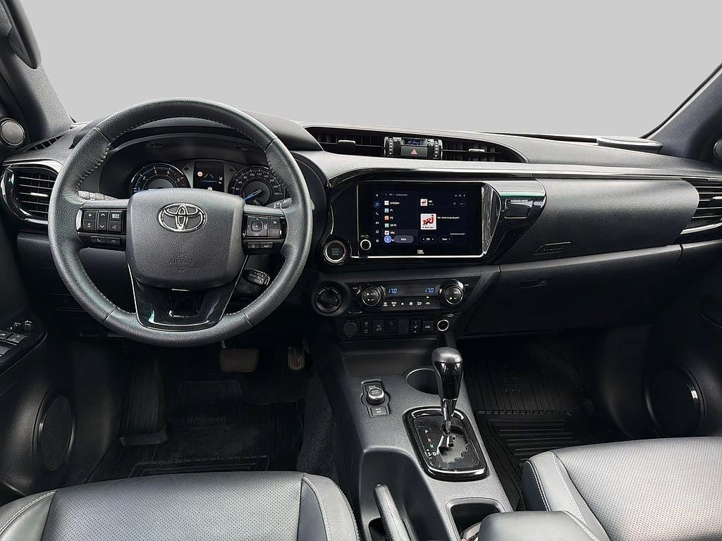 Toyota Hilux 2025 - miniatyr 8