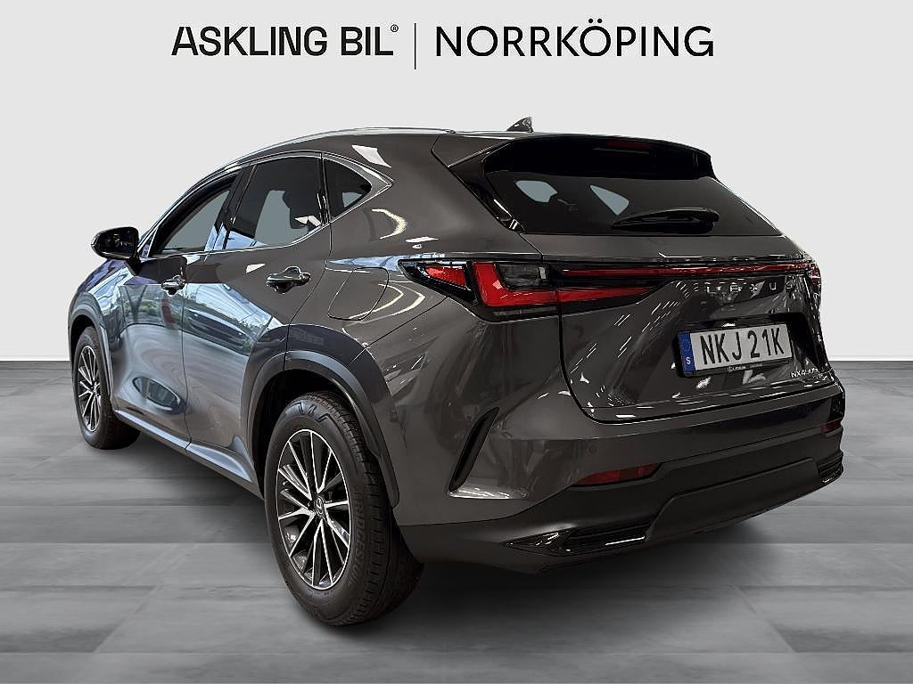 Lexus NX 2022 - miniatyr 2
