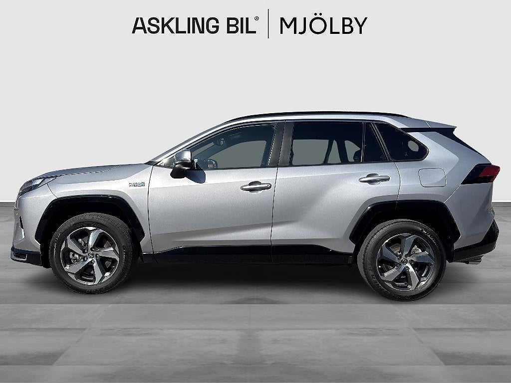 Toyota RAV4 2023 - miniatyr 3