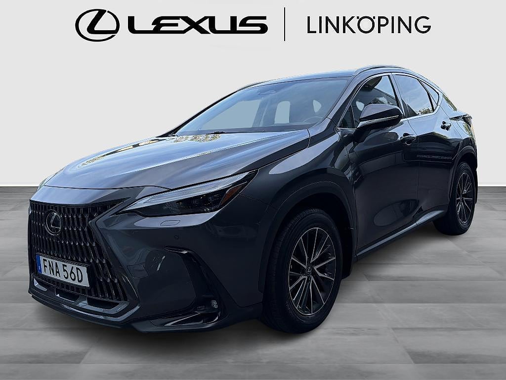 Lexus NX 2022 - bild 1 av 15